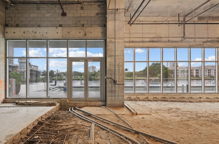 More Photos Of 4010 S Ocean Dr, Hollywood Hotel For Lease