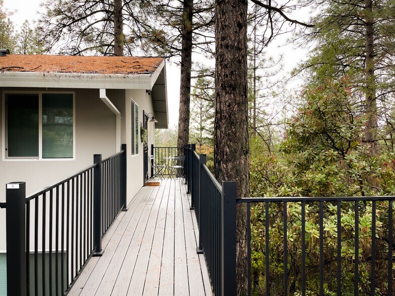 More Photos Of 1801 Cardinal Dr, Placerville Apartments For Sale