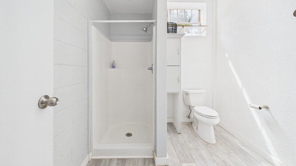 More Photos Of 2123 15th St, Lubbock Apartments For Sale