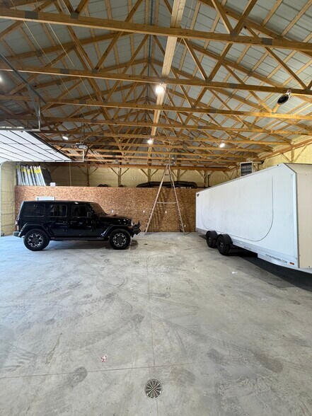 More Photos Of 3339 Shun Pike Rd Rd, Madison Industrial For Lease