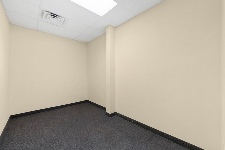 More Photos Of 160 Bethlehem Pike, Colmar Freestanding For Lease