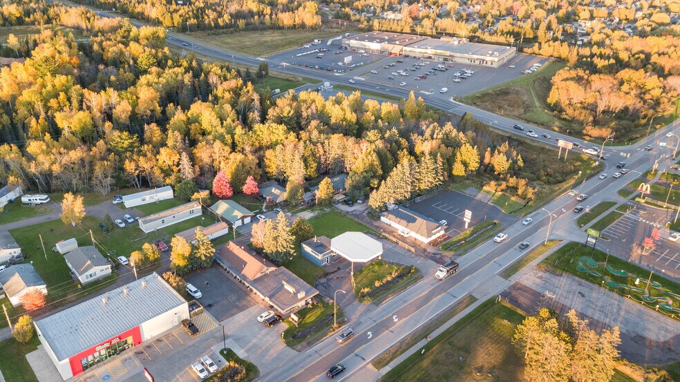 More Photos Of 1219 7th Ave, Two Harbors Convenience Store For Sale