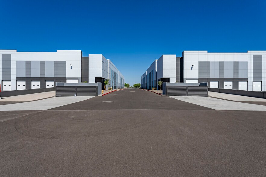 More Photos Of S Sossaman & E Pecos Rd, Mesa Unknown For Lease