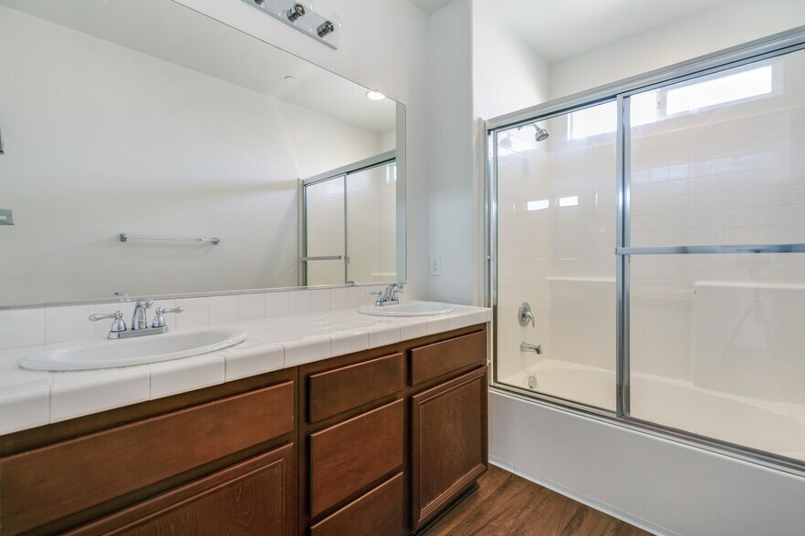 More Photos Of 703 Allegheny Ave, Beaumont Apartments For Sale