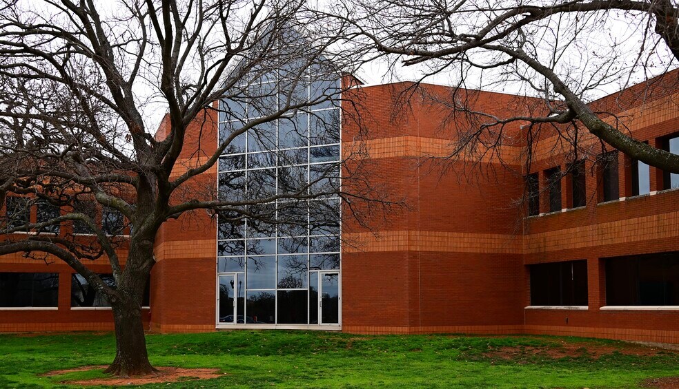 More Photos Of 3700 River Walk Dr, Flower Mound Office For Lease