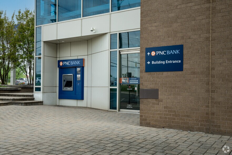 More Photos Of 8315 Lee Hwy, Merrifield Office For Lease
