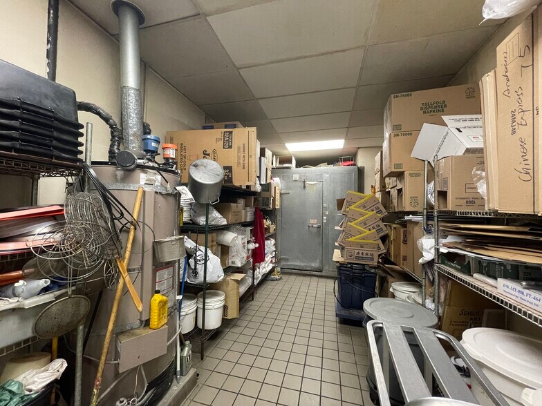 More Photos Of 912-980 S Euclid St, Anaheim Restaurant For Lease