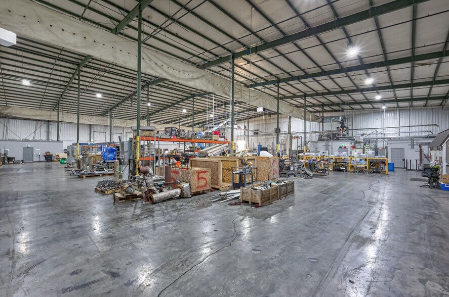 More Photos Of 831 Park Ave, Murfreesboro Manufacturing For Lease