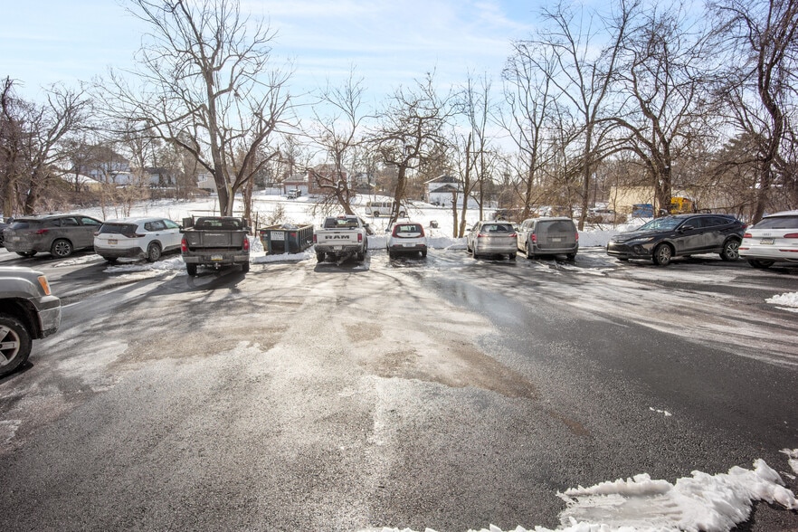 More Photos Of 538 Street Rd, Southampton Office For Lease