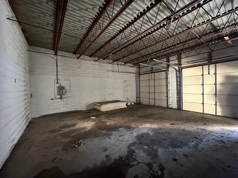 More Photos Of 7200 Colerain Ave, Cincinnati Industrial For Sale