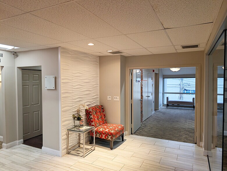 More Photos Of 4 Water St, Nashua Office For Lease