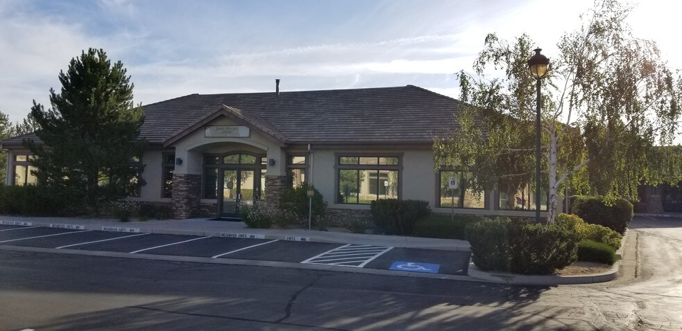 More Photos Of 160 W Huffaker Ln, Reno Office For Sale