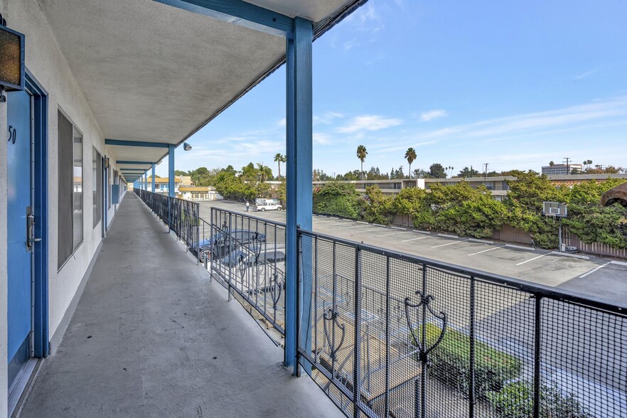 More Photos Of 1503 E 1st St, Santa Ana Hotel For Sale