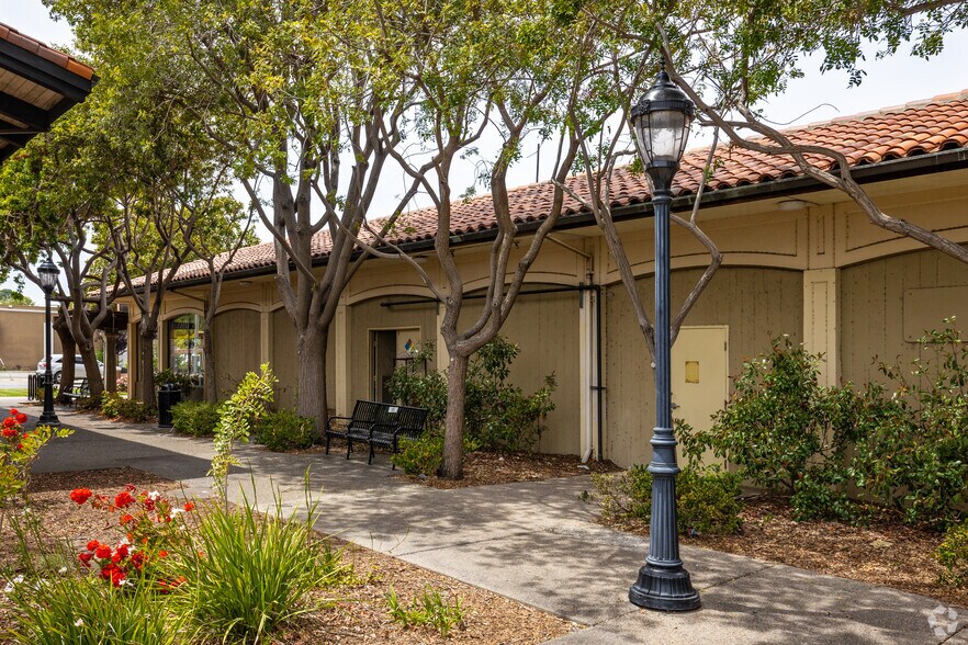 More Photos Of 1266-1290 Franklin St, Santa Clara Storefront Retail Office For Sale