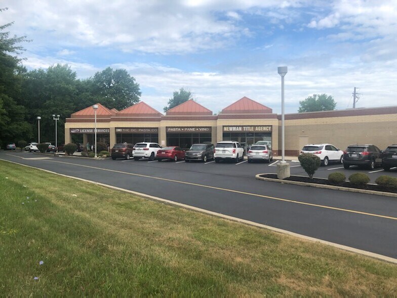 Primary Photo Of 12190-12214 Pearl Rd, Strongsville Unknown For Lease