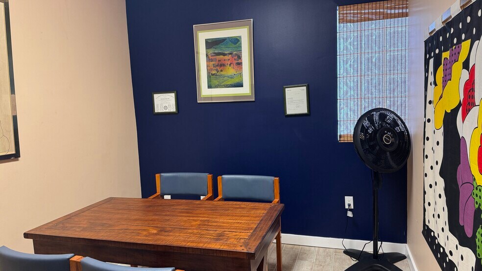 More Photos Of 1785 NE Broad Cswy, North Miami Beach Medical For Lease