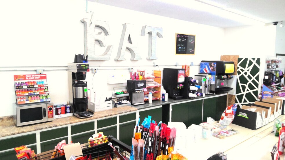 More Photos Of 7 55 Ranch Rd, Glenrock Service Station For Sale