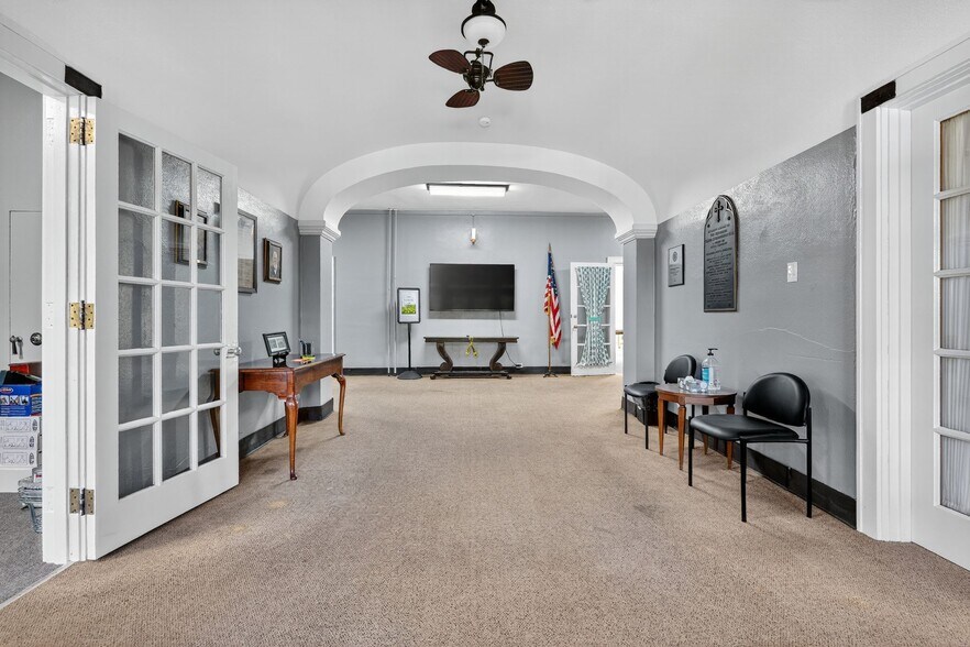 More Photos Of 1918 Mechanicsburg Rd, Springfield Rehabilitation Center For Sale