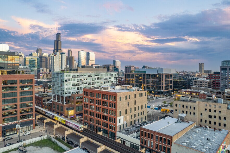 More Photos Of 1101 W Lake St, Chicago Office For Sale