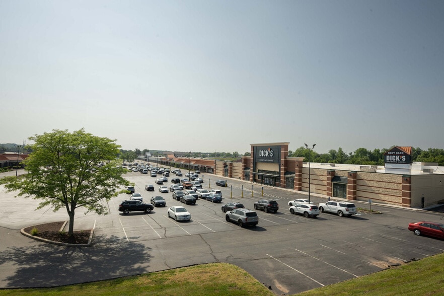 More Photos Of 1125-1205 Tolland Tpke, Manchester Unknown For Lease