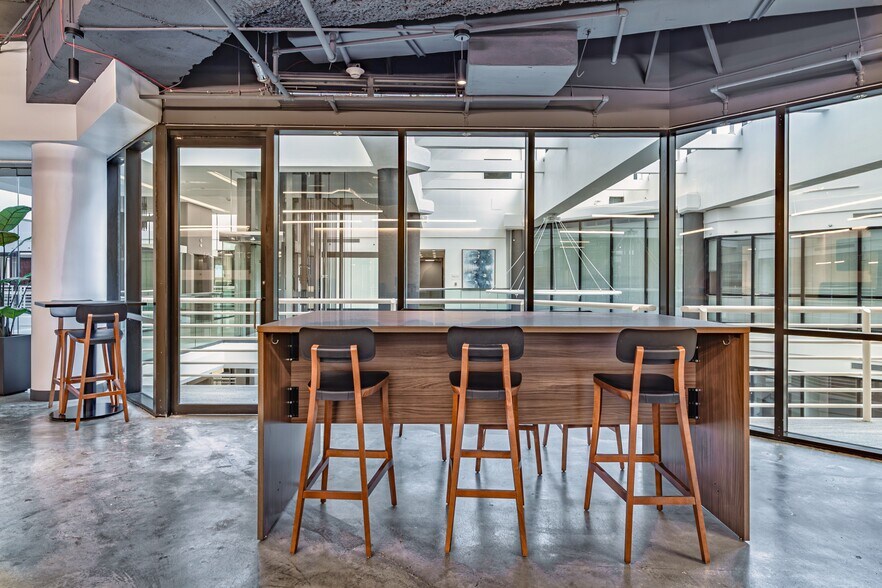 More Photos Of 500 N Central Expy, Plano Coworking Space