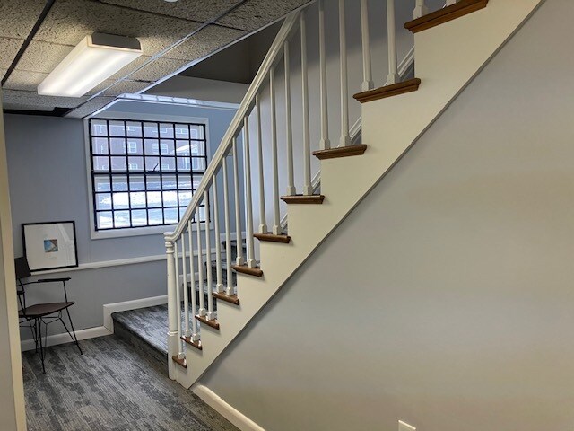 More Photos Of 86 Highland Ave, Salem Office For Sale