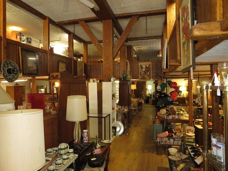 More Photos Of 110-112 W Washington st, Morris General Retail For Sale