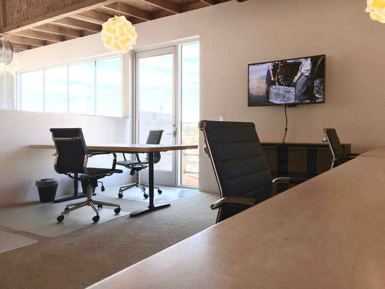 More Photos Of 8611 Washington Blvd, Culver City Loft Creative Space For Lease