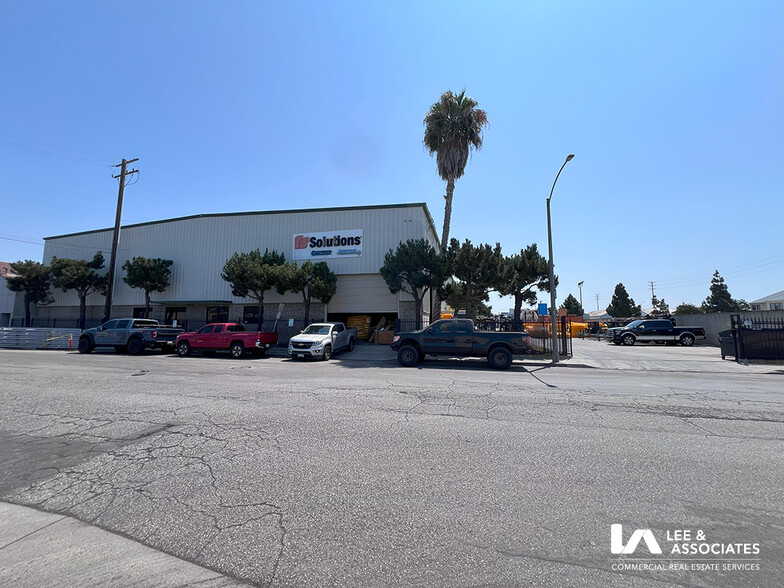 Primary Photo Of 1510 Hayes Ave, Long Beach Warehouse For Lease