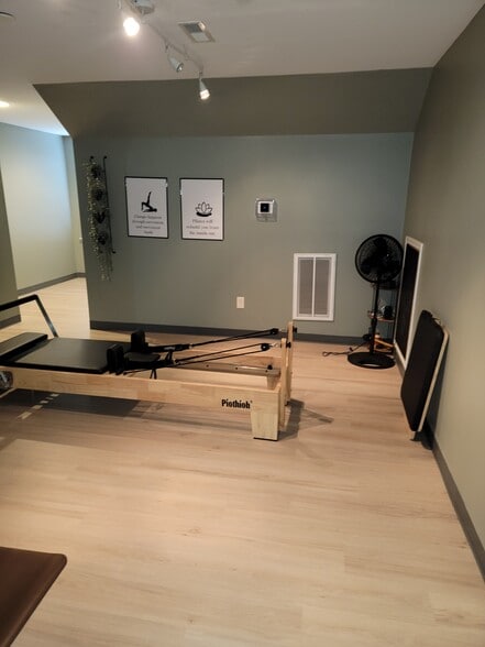 More Photos Of 48 Saint Mark Rd, Taylors Office For Sale