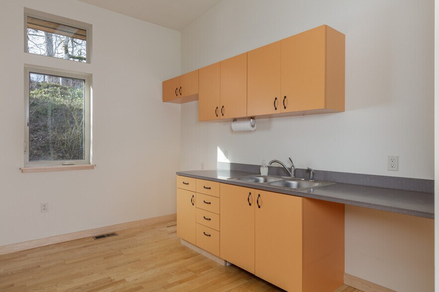More Photos Of 3239 Cascade Ave, Hood River Land For Sale