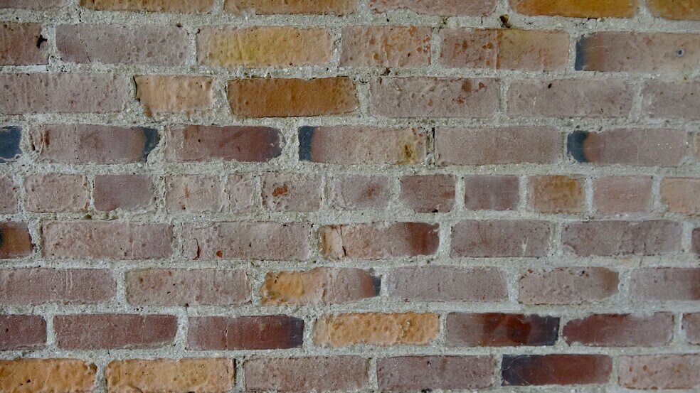 More Photos Of 1100 Sycamore St, Cincinnati Loft Creative Space For Lease