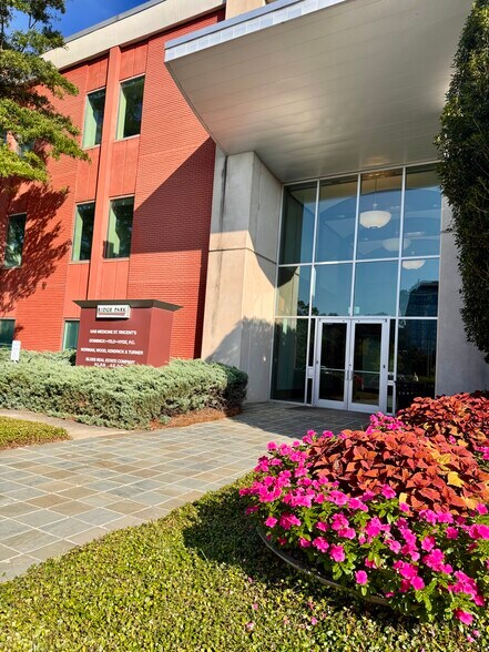 More Photos Of 1130 22nd St S, Birmingham Office For Lease