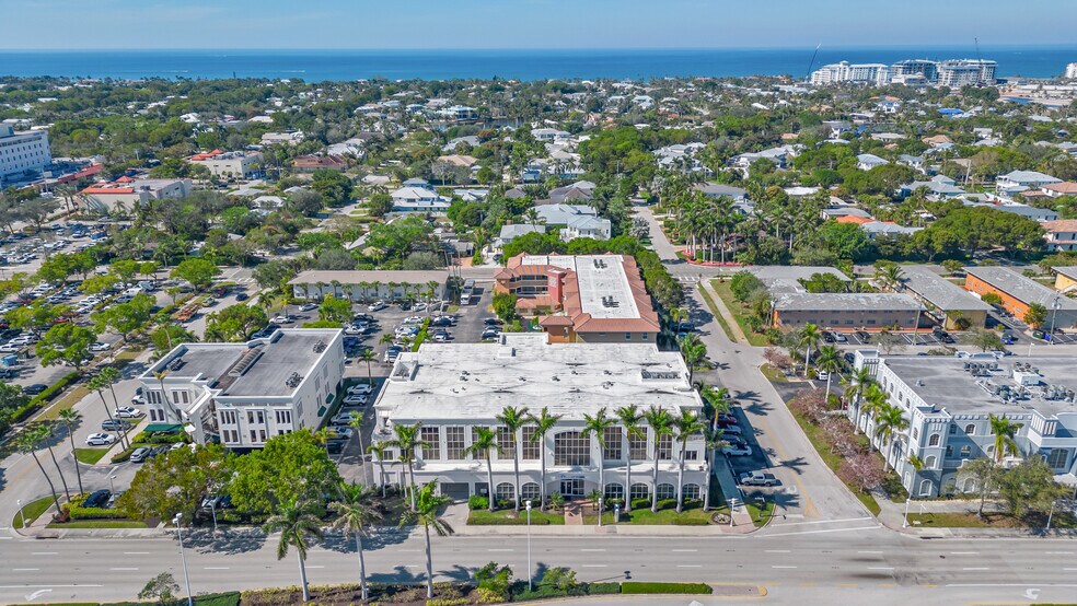 More Photos Of 599 9th St N, Naples Medical For Sale