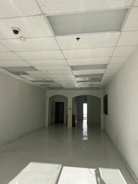 More Photos Of 8805 Jones Rd, Houston Storefront For Lease