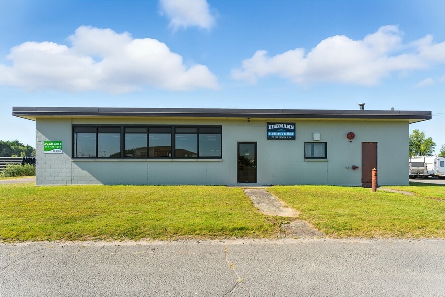 Primary Photo Of 23 Oregon Rd, Ludlow Industrial For Sale