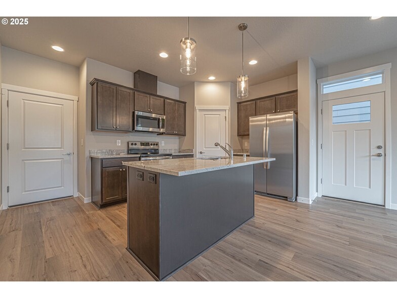 More Photos Of 4943 NE 2nd Ct, Vancouver Multifamily For Sale