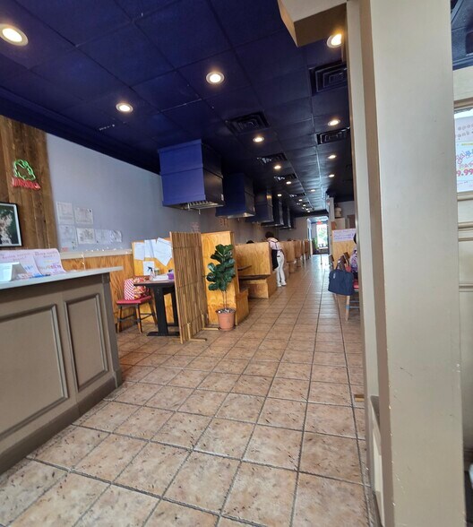 More Photos Of 7311 Little River Tpke, Annandale Storefront For Sale