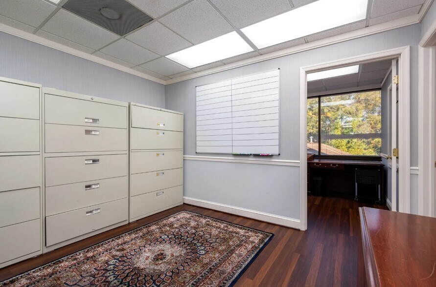 More Photos Of 621 Ridgely Ave, Annapolis Office For Sale