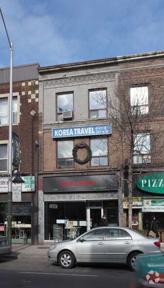 More Photos Of 456-458 Bloor St W, Toronto Storefront Retail Office For Lease