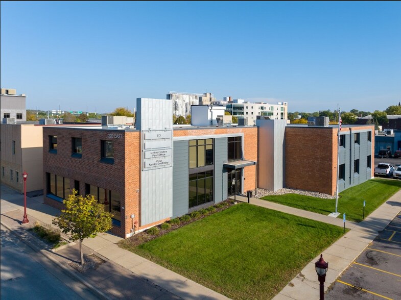 More Photos Of 220 Main St E, Mankato Office For Lease