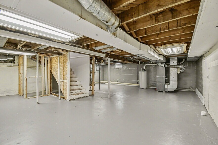 More Photos Of 380 S Main St, Freeland Office Residential For Sale