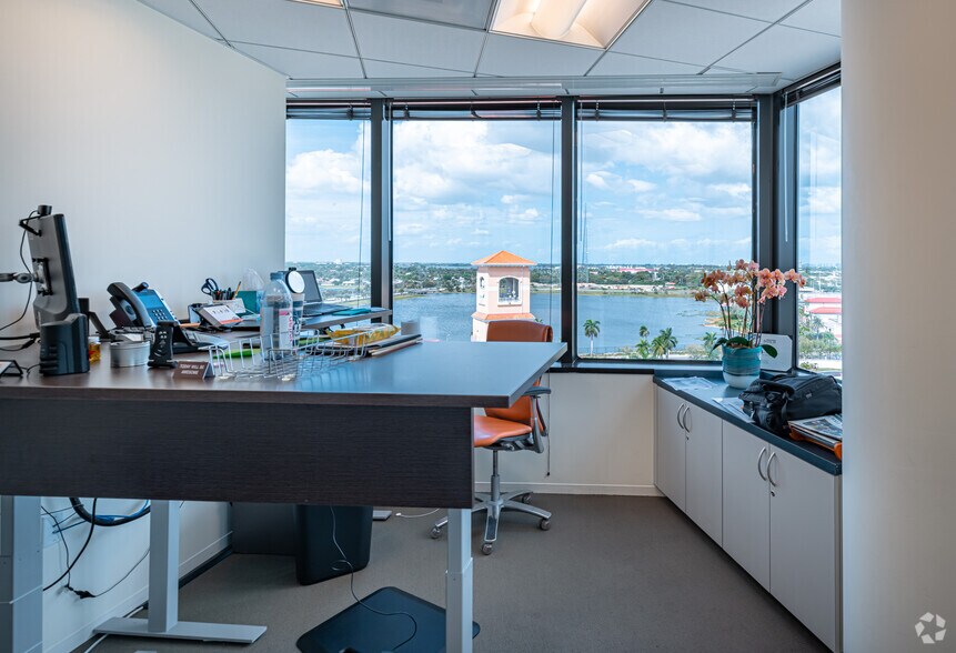 Photo of 9th Floor Ste 900