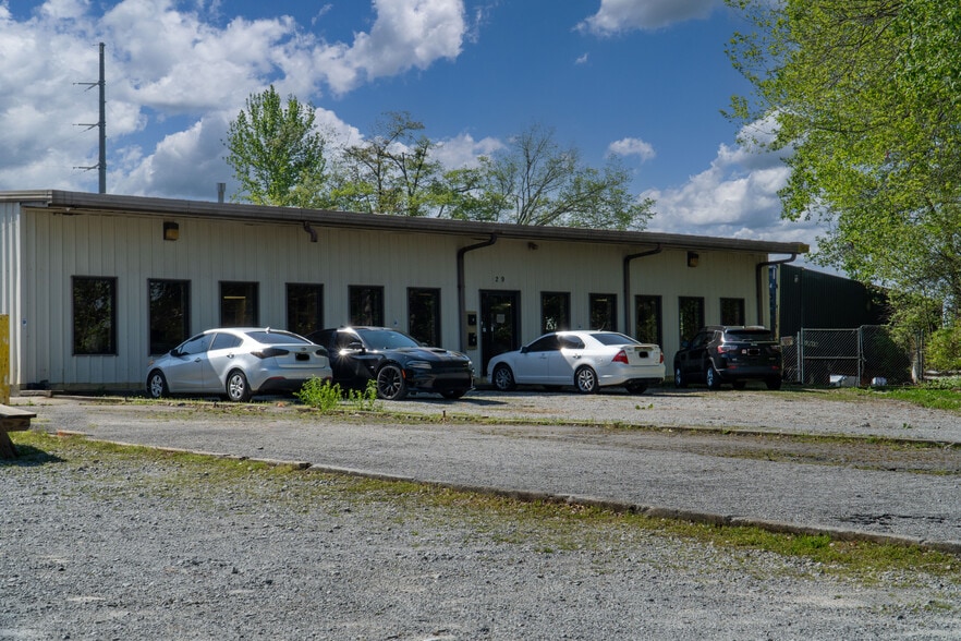 More Photos Of 25 Word St, Fairburn Warehouse For Sale