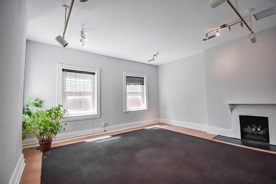 More Photos Of 1606 20th St NW, Washington Loft Creative Space For Lease