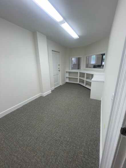 More Photos Of 103 S Lee St, Quitman Office Residential For Sale