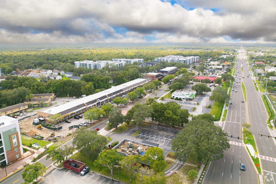 More Photos Of 12100 Collegiate Way, Orlando Unknown For Lease