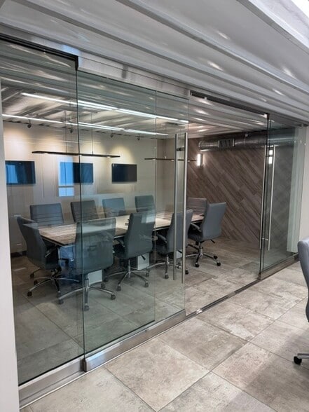 More Photos Of 823 N Harbor Blvd, Fullerton Medical For Sale