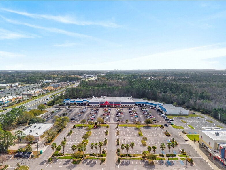 More Photos Of 96016-96126 Lofton Square Ct, Yulee Storefront For Sale