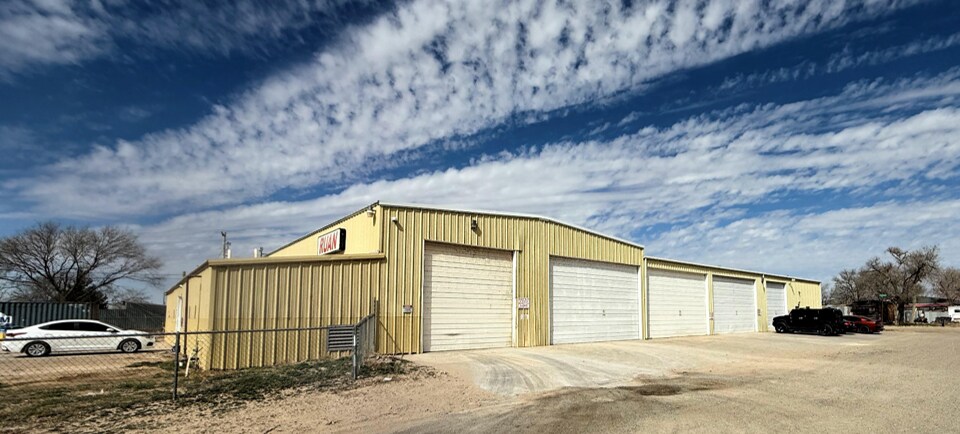 More Photos Of 600 S Davis St, Clovis Truck Terminal For Sale